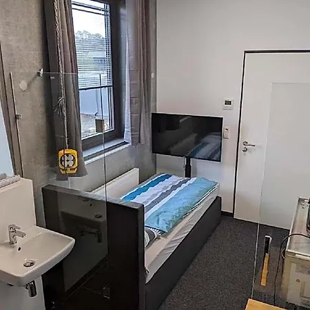 فندق Business-motel, Free Massage Chairs, Secure Xl-parking, 24h-checkin
